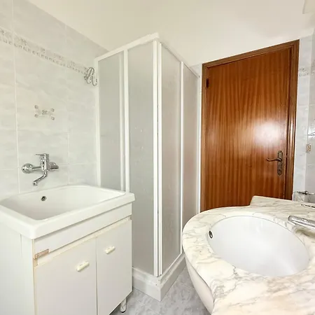 Se274 - Marotta, Ampio Quadrilocale Con Posto Auto Apartamento *